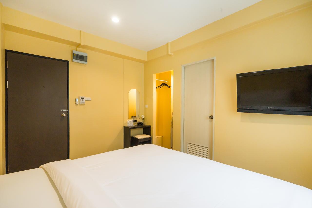 The Corner Ratchada Hotel Bangkok Exterior foto