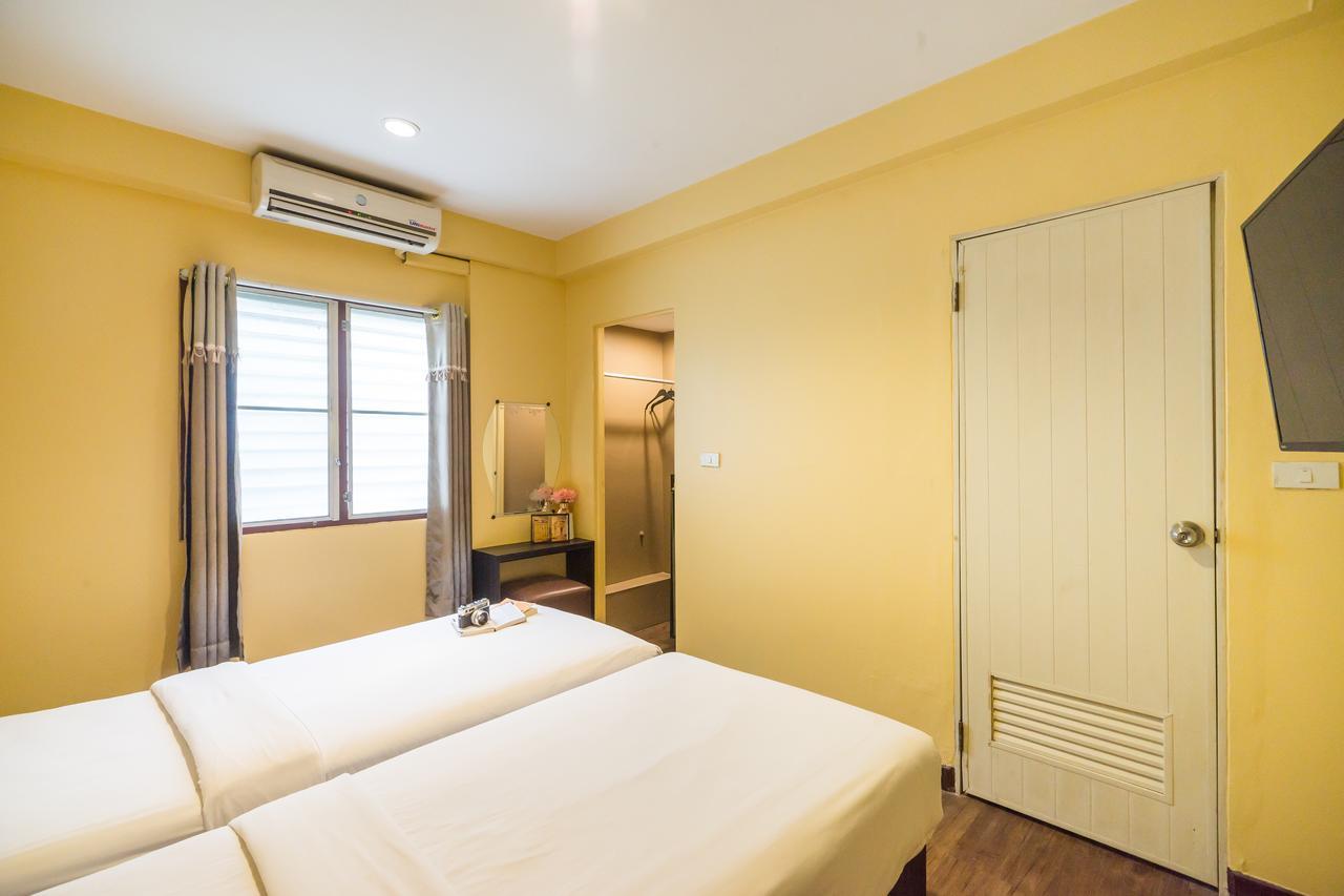 The Corner Ratchada Hotel Bangkok Exterior foto