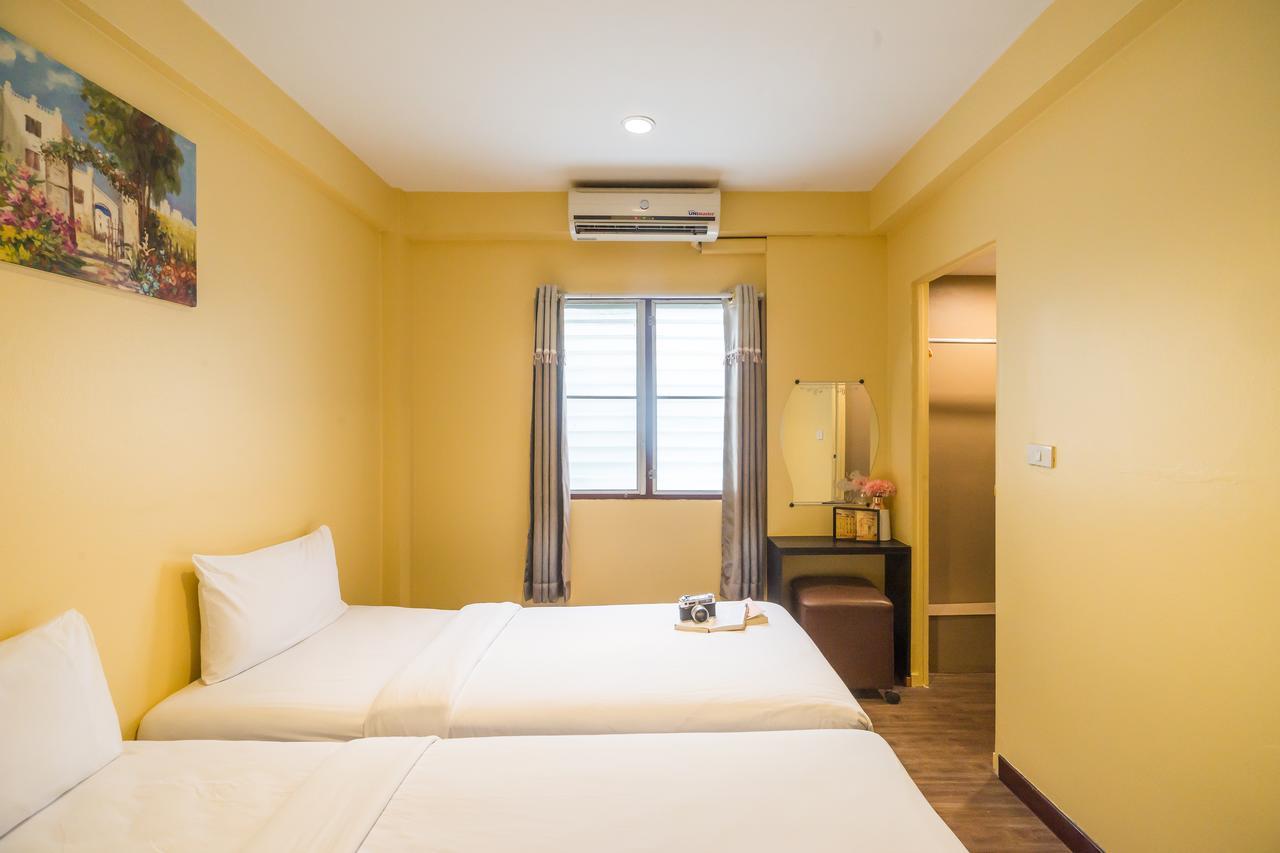 The Corner Ratchada Hotel Bangkok Exterior foto